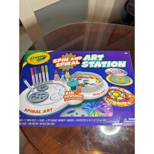 Crayola Spin And Spiral Art Station For Ages 6+ Includes Markers & Paper   58-10